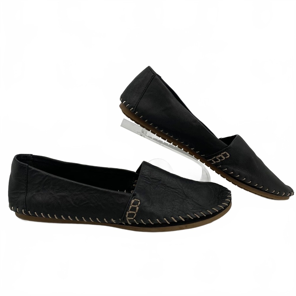 Adam Tucker by Me Too Black Leather Moccasin Flats | Women’s Size 10